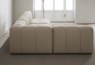 Cecco | Sofa | 304cm | Links Offen | 4 Sitzer | Bouclé | Pearly Off White | Warm Clay | Layered - GEOSTUDIO