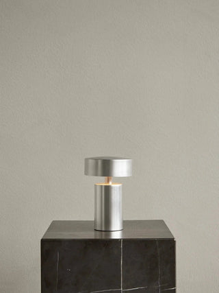 Column Table Lamp | Portable | Tischleuchte | 17.5cm | Aluminium | Brushed | Anodized | LED | Audo - GEOSTUDIO