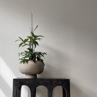 Kabin Vase | Fat | 35 cm | Keramik | Sand | 101 Copenhagen - GEOSTUDIO