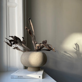 Kabin Vase Fat | Vase | 35 cm | Keramik | Dezato | 101 Copenhagen - GEOSTUDIO