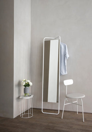 Kaschkasch Floor Mirror | Standspiegel | 175 cm | Glas | Aluminium | Weiß | Audo - GEOSTUDIO