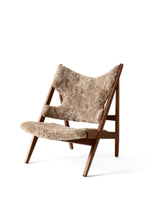 Knitting Lounge Chair | Stuhl | Walnuss| Schaffell | Cork19 | Audo - GEOSTUDIO