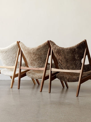 Knitting Lounge Chair | Stuhl | Walnuss| Schaffell | Cork19 | Audo - GEOSTUDIO