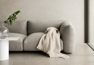 Lotta Agaton | Sofa | 240 cm | 290 cm | Leinen Look | Layered - GEOSTUDIO