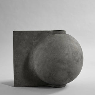 Offset Vase | Big | 60 cm | Faserbeton | Dark Grey | Grau | 101 Copenhagen - GEOSTUDIO