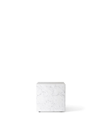 Plinth Cubic | Beistelltisch | 40 cm | Weiß | Carrara Marmor | Audo - GEOSTUDIO