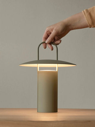 Ray Table Lamp | Portable | Tischleuchte | Aluminium | Black | Green | LED | Audo - GEOSTUDIO