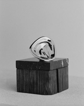 Ripple Knob | Knopf Wandhaken | Small | 6,5 cm | Messing | Silber | Hein Studio - GEOSTUDIO