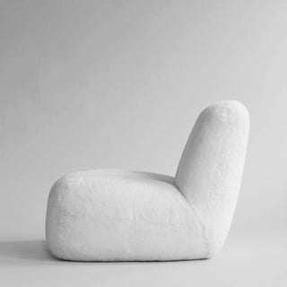 Toe Chair I Sheepskin I Skulpturaler Sessel I 101 Copenhagen - GEOSTUDIO